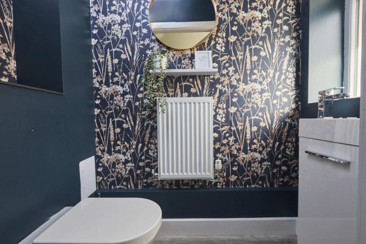 Homebird Property - Ash Tree House Leeds  Buitenkant foto